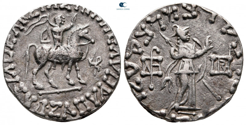 Indo-Skythians. Azes 58-12 BC. 
Tetradrachm AR

24 mm, 9,32 g

BAΣIΛEΩΣ BAΣ...