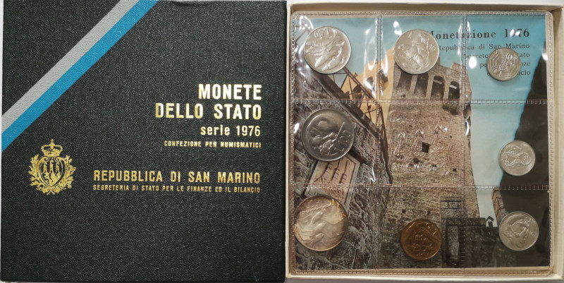 San Marino. Serie divisionale annuale 1976 Sicurezza Sociale. Con 500 lire in Ag...