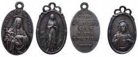 Lotto n.2 medagliette di cui una con la raffigurazione di S.Caterina da Siena ed una estera con diverse raffigurazioni - con appiccagnolo - 

n.a.
...