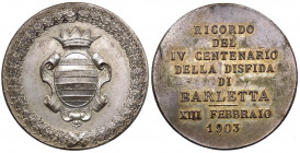 Puglia - Medaglia commemorativa del IV centenario della disfida di Barletta 1903 - AE argentato - gr. 29,50 - Ø mm 39,3

SPL

 Shipping only in It...