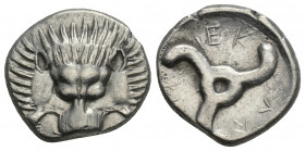 Greek 
Dynasts of Lycia. Perikles circa 380-360 BC. Tetrobol AR 2.6gr. 15.1mm.
Facing lion's scalp / Triskeles. good very fine Falghera 217; SNG Copen...