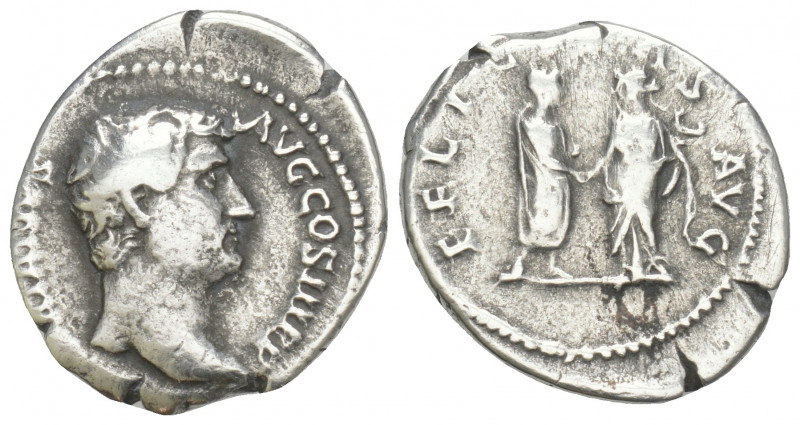 Roman Imperial 
Hadrian (117-138). AR Denarius. Rome, 133-5. 2.8gr. 19.2mm
Laure...