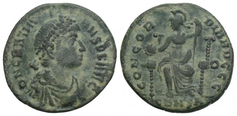 Roman Imperial
GRATIAN (367-383). Follis. Constantinople. 2.3gr. 18.7mm.