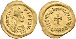 Maurice Tiberius, 582-602. Tremissis (Gold, 16 mm, 1.51 g, 6 h), Constantinople, 583/4-602. D N TIbЄRI P P AVC Diademed, draped and cuirassed bust of ...