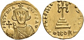 Justinian II, first reign, 685-695. Solidus (Gold, 20 mm, 4.37 g, 7 h), Class II, Constantinople, 3rd officina, 687-692. D IUSTINIA-NUS PE AV Crowned ...