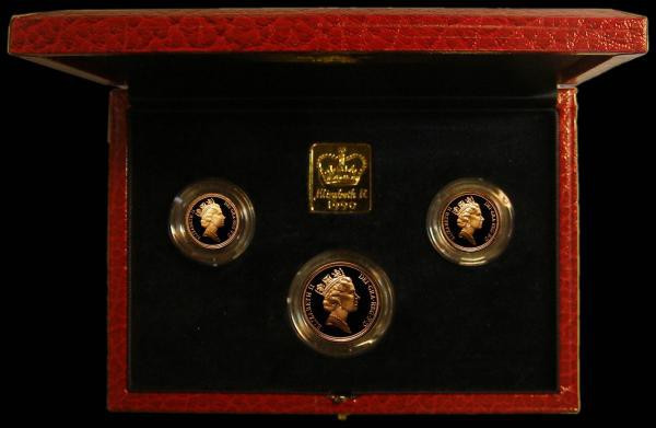 The 1990 United Kingdom Gold Three Coin Sovereign Collection, Two Pounds, Sovere...