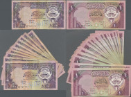 Kuwait: Central Bank of Kuwait, set with 40 banknotes, comprising 10x ½ and 30x 1 Dinar L. 1968 (1980-1991), P.12d, 13d in F to VF+ condition. (40 pcs...