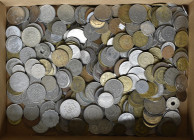 Islamische Münzen: Konvolut von mehr als 450 arabischen/islamischen Münzen, hervorragende Mischung, meist 20. Jhd., interessantes Konvolut für den Spe...