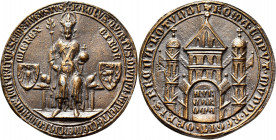 Haus Habsburg: Karl V. 1506-1556: Bronzegußmedaille o. J., Kaiser thront mit Zepter und Reichsapfel / Gebäude zwischen 2 Türme, 59,5 mm, 51,5 g, sehr ...