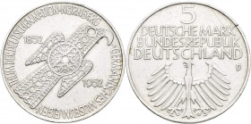 Bundesrepublik Deutschland 1948-2001: 5 DM 1952 D, Germanisches Museum, Jaeger 388. Randschaden, sonst vorzüglich.
 [differenzbesteuert]
