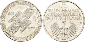 Bundesrepublik Deutschland 1948-2001: 5 DM 1952 D, Germanisches Museum, Jaeger 388. Wenige Kratzer, leicht angelaufen, sehr schön - vorzüglich.
 [dif...