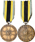 Orden & Ehrenzeichen: Sachsen-Meiningen, Medaille für Verdienst im Kriege 1914 / 1915 in Bronze, am Kämpferband (weiß/grün quer gestreift). Im Mittels...