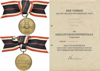 Orden & Ehrenzeichen: Drittes Reich: KVM 1939 an originaler Damenschleife mit zugehöriger Verleihungsurkunde vom 01.09.1943. OEK 3837
 [differenzbest...