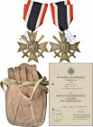 Orden & Ehrenzeichen: Drittes Reich: KVK II. Klasse mit Schwerter (im Ring 65 = Klein & Quenzer) mit VU 30.01.1945 und zugehöriger Erkennungsmarke 1/N...