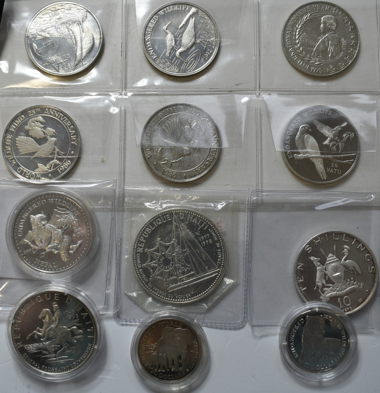 Alle Welt: Silber Lot mit exotischen Ländern, dabei Haiti 10 + 100 Gourdes, Ugan...