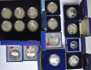 Frankreich: Vive la France: Konvolut von 16 Münzen aus Frankreich, Silbergedenkmünzen zu 10 bzw. 100 FRF, teilweise Doppelwährungen ECU/Euro. Verschie...