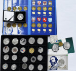 Polen: Schöne Sammlung moderner polnischen Münzen (ca. 2004-2013). Dabei 33 x 2 Zloty Historische Städte (Historyczne Miasta), 14 x 10 Zloty in der hö...