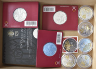 Österreich: Nettes Lot mit diversen Münzen aus Österreich, dabei Silberduet 20€ + 1 OZ, 3 x 1,5 Euro aus der Serie 825 Jahre Wien und 6 x 1,5€ / 1 OZ ...