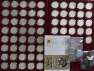 Deutschland: Lot 61 x 5 DM Silberadler, verschiedene Jahrgänge. Dabei noch einige ältere Münze aus dem Dritten Reich, überwiegend Kleinmünzen, teilwei...
