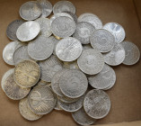 Bundesrepublik Deutschland 1948-2001: 50 x 5 DM Kursmünzen Silberadler, diverse Jahrgänge und Buchstaben. Ohne 1958 J. Jaeger 387.
 [differenzbesteue...