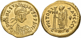 Anastasius I, 491-518. Solidus (Gold, 21 mm, 4.49 g, 6 h), Constantinople, I = 10th officina, 492-507. D N ANASTA-SIVS P P AVG Helmeted and cuirassed ...