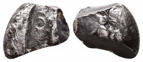 Archaic. Circa 525-475 BC. Cut AR Fragment
Condition: Very Fine

Weight: 5.9 gr
Diameter: 14 mm