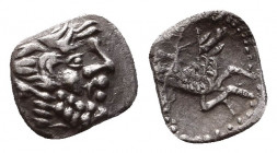 Greek Obol, Ca. 350-300 BC. AR
Lycaonia, Laranda. AR Obol, c. 324/3 BC.
Obv. Head of Herakles to right.
Rev. Forepart of a wolf right; Λ above.
SN...
