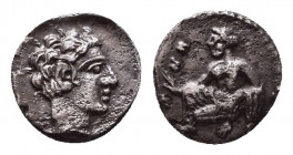 Greek Obol, Ca. 350-300 BC. AR

Condition: Very Fine

Weight: 0.5 gr
Diameter: 8 mm