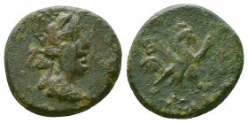 PISIDIA. Antioch. Ae (1st century BC). Ae.
Obv: Bust of Mên right, wearing Phrygian cap ornamented with a star.
Rev: Cockerel standing right.
SNG F...