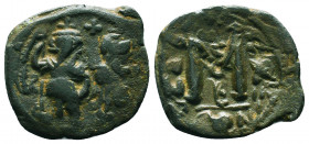 Byzantine Coins, 7th - 13th Centuries
Constans II., 641-668, AE 1/2 Follis 
Condition: Very Fine

Weight: 5.0 gr
Diameter: 24 mm