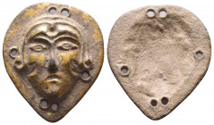 Very interesting Solid Gold Plated Mask ,

Condition: Very Fine

Weight: 12.7 gr
Diameter: 35 mm