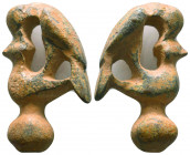 Ancient Roman Bronze Legion Eagle Statue, c. 1st-2nd century AD.

Condition: Very Fine

Weight: 43.1 gr
Diameter: 44 mm