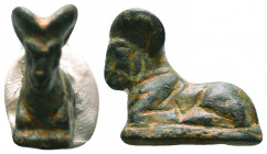 Ancient Roman Bronze Ram Statue, c. 1st-2nd century AD.

Condition: Very Fine

Weight: 17.0 gr
Diameter: 26 mm