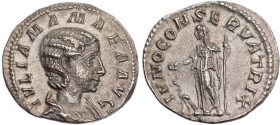 RÖMISCHE KAISERZEIT
Iulia Mamaea, Mutter des Severus Alexander, 222-235 n. Chr. AR-Denar 222 n. Chr. Rom Vs.: IVLIA MAMAEA AVG, drapierte Büste n. r....