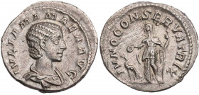 RÖMISCHE KAISERZEIT
Iulia Mamaea, Mutter des Severus Alexander, 222-235 n. Chr. AR-Denar 222 n. Chr. Rom Vs.: IVLIA MAMAEA AVG, drapierte Büste n. r....