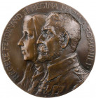 RUMÄNIEN KÖNIGREICH
Ferdinand I., 1914-1927. Bronzehohlgussmedaille o. J. (1918) Signatur A. L., von André Lavrillier Büsten Ferdinands und Marias ge...