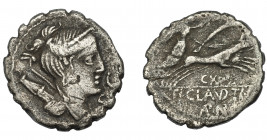 REPÚBLICA ROMANA. CLAUDIA. Denario. Roma (79 a.C.). A/ Diana a der. R/ Victoria en biga a der., debajo CX. AR 3,46 g. 18,2 mm. CRAW-383.1. FFC-567. Ra...