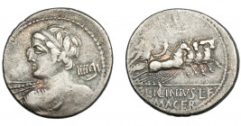 REPÚBLICA ROMANA. LICINIA. Denario. Roma (84 a.C.). A/Busto de Apolo de espaldas lanzando rayos. R/ Minerva en cuadriga, debajo C.LICINIVS. L. F. / MA...