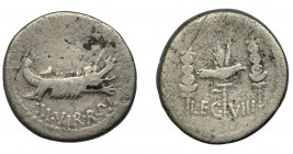 PERIODO DE JULIO CÉSAR A AUGUSTO. MARCO ANTONIO. Denario. Ceca móvil (32-31 a.C.). A/ Galera a der. R/ Aquila entre dos signa; LEG VIII. AR 3,37 g. 17...