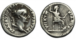 IMPERIO ROMANO. TIBERIO. Denario. Lugdunum (14-37 d.C.). R/ Livia entronizada a der., patas decoradas y sobre línea; PONTIF MAXIM. AR 3,98 g. 18 mm. R...