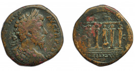 IMPERIO ROMANO. MARCO AURELIO. Sestercio. Roma (172-173). R/ Busto laureado, drapeado y con coraza a der. R/ Mercurio sobre pedestal a izq., detrás te...