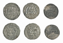 ACUÑACIONES HISPANO-ÁRABES. Lote de 3 dirhams: 2 emirales de ceca al-Andalus y 1 oriental de ceca Madinal al-Salam. MBC.