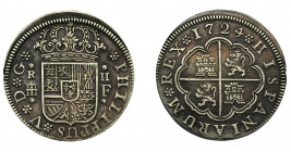 FELIPE V. 2 reales. 1724. Segovia. F. VI-770. Hojita en canto. EBC-/MBC+.