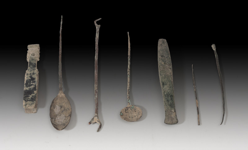 ROMA. Imperio Romano. Lote de siete instrumentos médicos y/o de perfume (III-IV ...