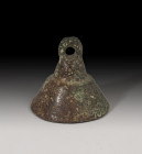 EDAD MEDIA. Campanilla (XII-XIV d.C.). Bronce. Altura 5,2 cm.