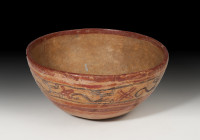 PREHISPÁNICO. Cultura Maya. Plato (250-900 d.C.). Cerámica policromada. Altura 9,4 cm. Diámetro 20,5 cm.