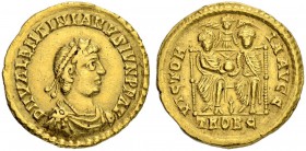 Valentinianus II, 375-392. Solidus 375/378, Treveri. Obv. D N VALENTINIANVS IVN P P AVG Laureate, draped and cuirassed bust to r. Rev. VICTOR - IA AVG...