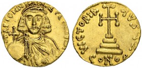 Anastasius II Artemis, 713-715. Solidus 713/715, Constantinopolis. Officina letter Z. Obv. Crowned bust in chlamys facing. In r. hand globus cruciger,...