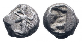 ACHAEMENID EMPIRE.Circa 485-470 BC. AR Siglos . Persian king or hero right, in kneeling-running stance, holding spear and bow / Incuse punch. Carradic...