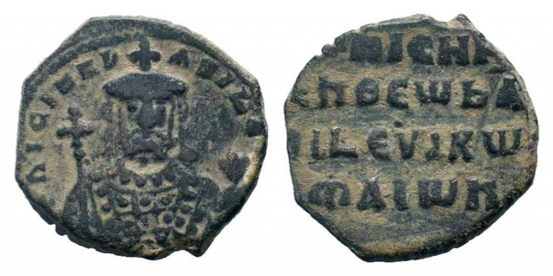 NICEPHORUS II PHOCAS.963-969 AD.Constantinople mint.AE Follis. NICIFR bASIL RW, ...